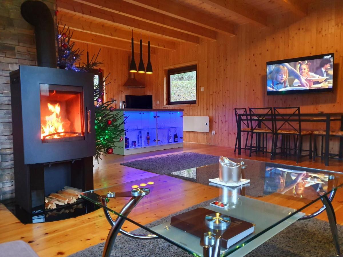 Mana Village - Jacuzzi & Sauna Barlomino Exterior photo