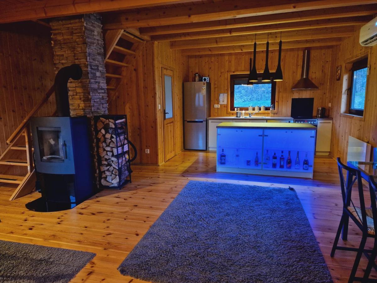 Mana Village - Jacuzzi & Sauna Barlomino Exterior photo